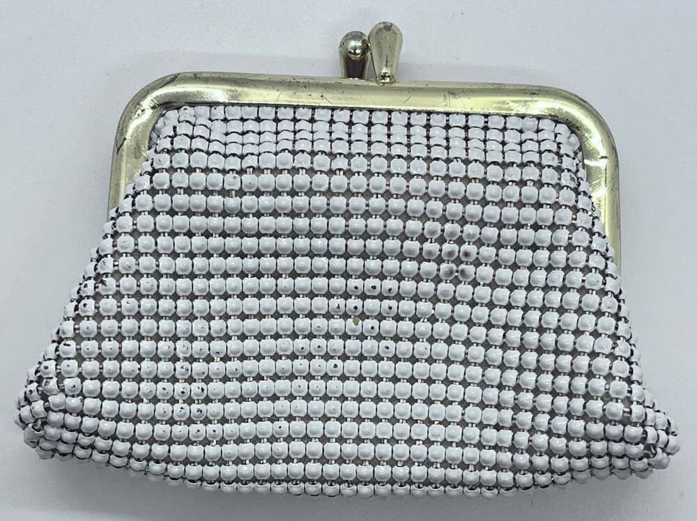 Vintage Whiting & Davis White Enamel Mesh Coin Purse